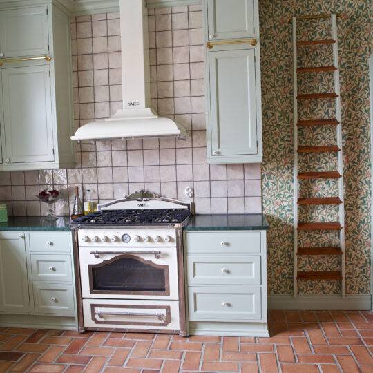 Från koja till slott