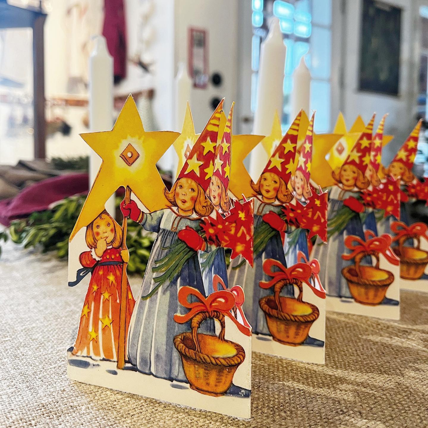 Pappersrad Luciabarn