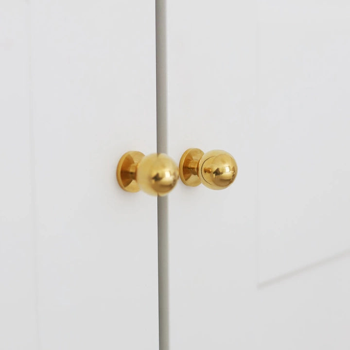 Knopp Solliden obehandlad mässing