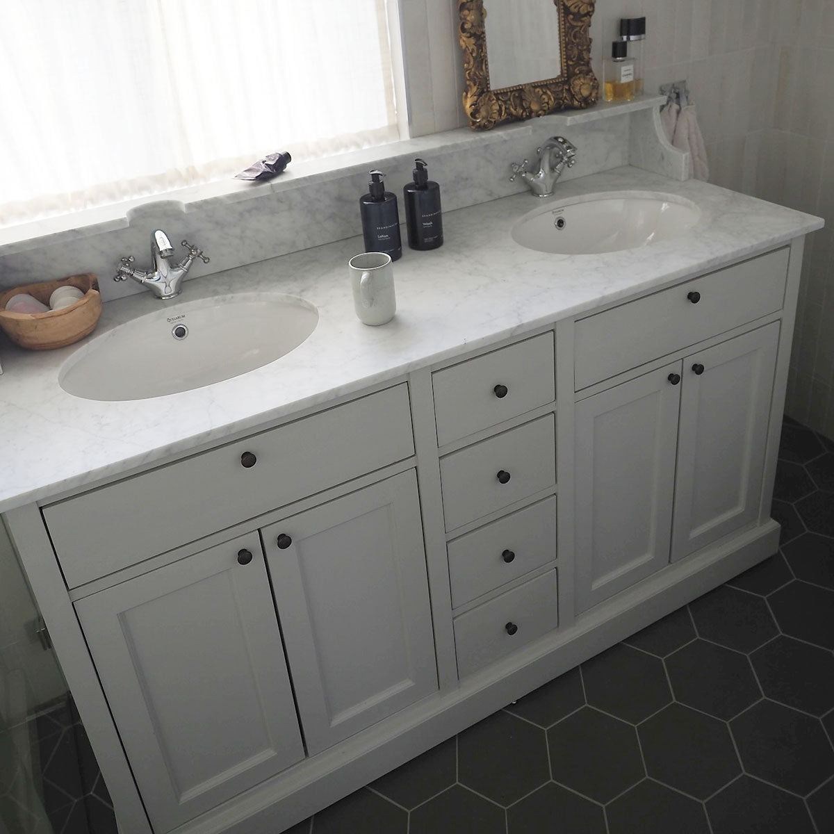 Doppelkommode Agnes Antikweiß