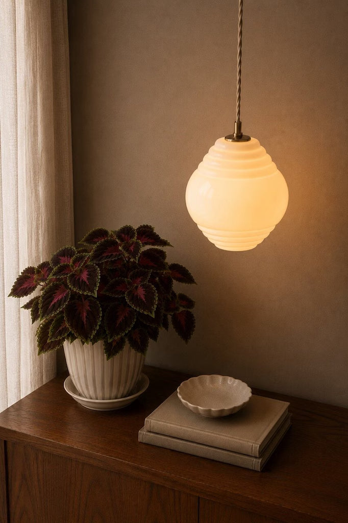Taklampa Ada opal beige