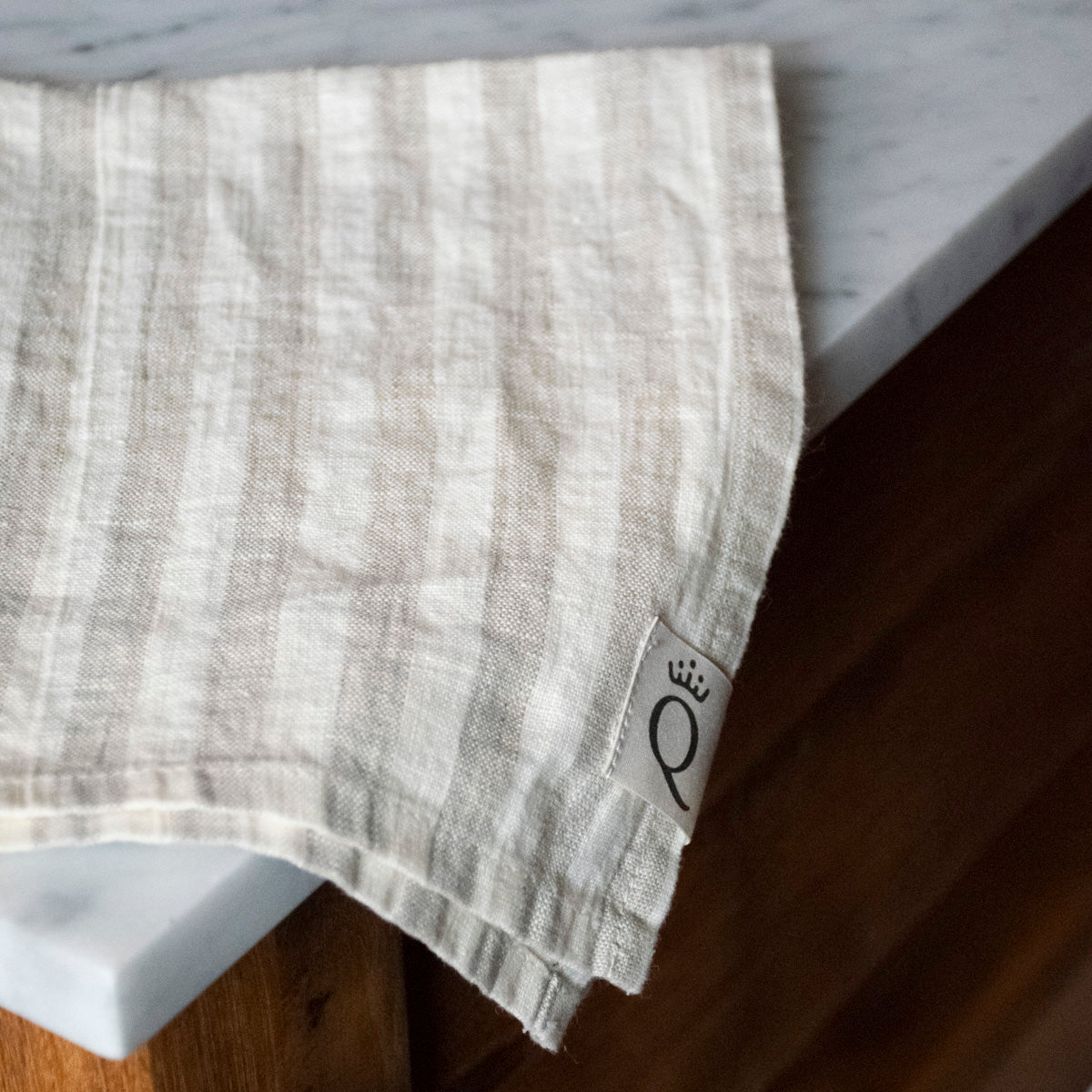 Kökshandduk Beddinge natur/vit 40x65 cm