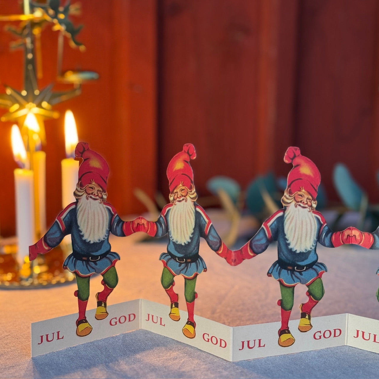 Pappersrad Tomte God Jul