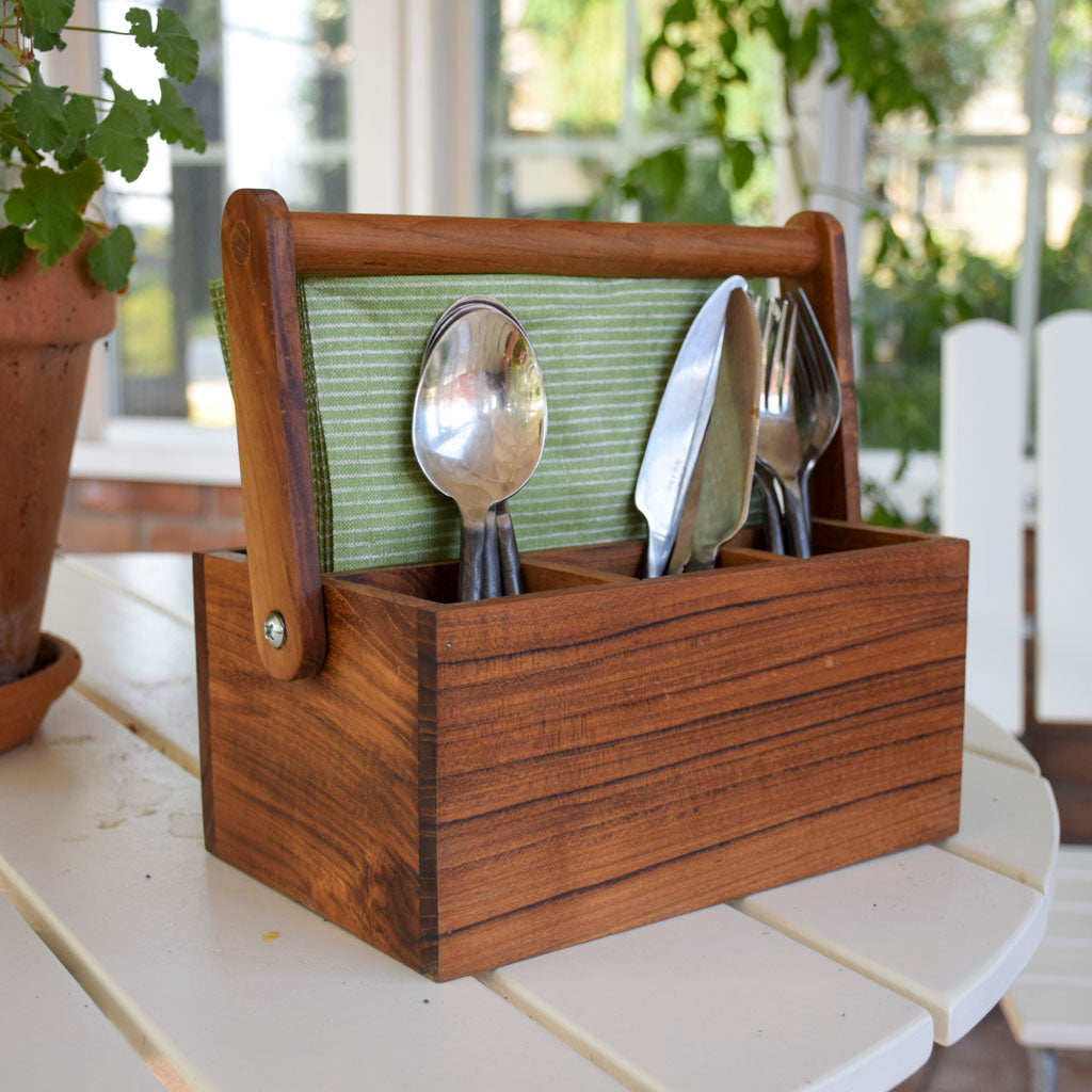 Besteckhalter aus teakholz