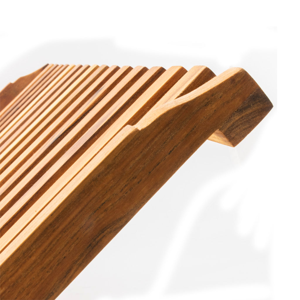 Zusammenklappbarer Holztellerständer