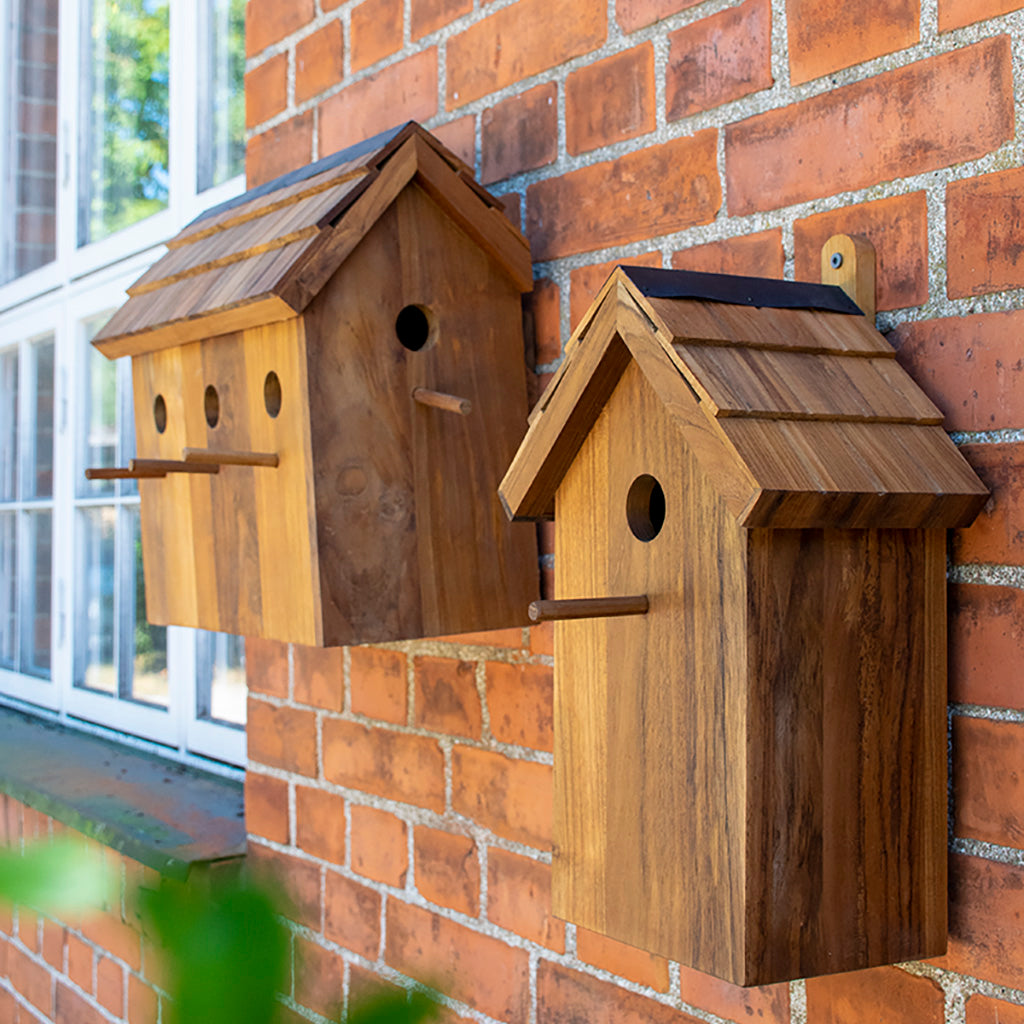 Vogelhaus aus Teakholz ein Loch