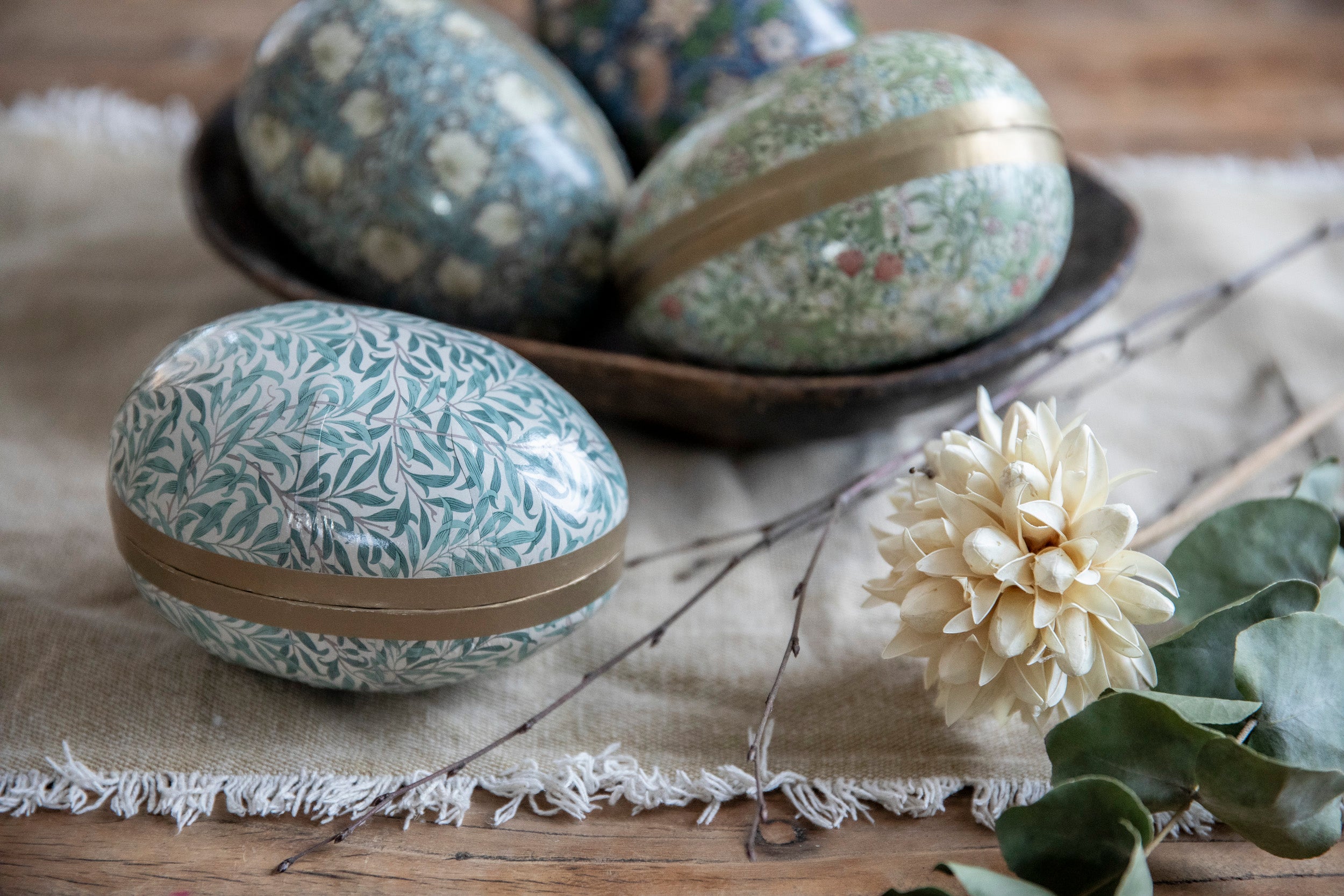 Osterei 15 cm William Morris Willow Bough