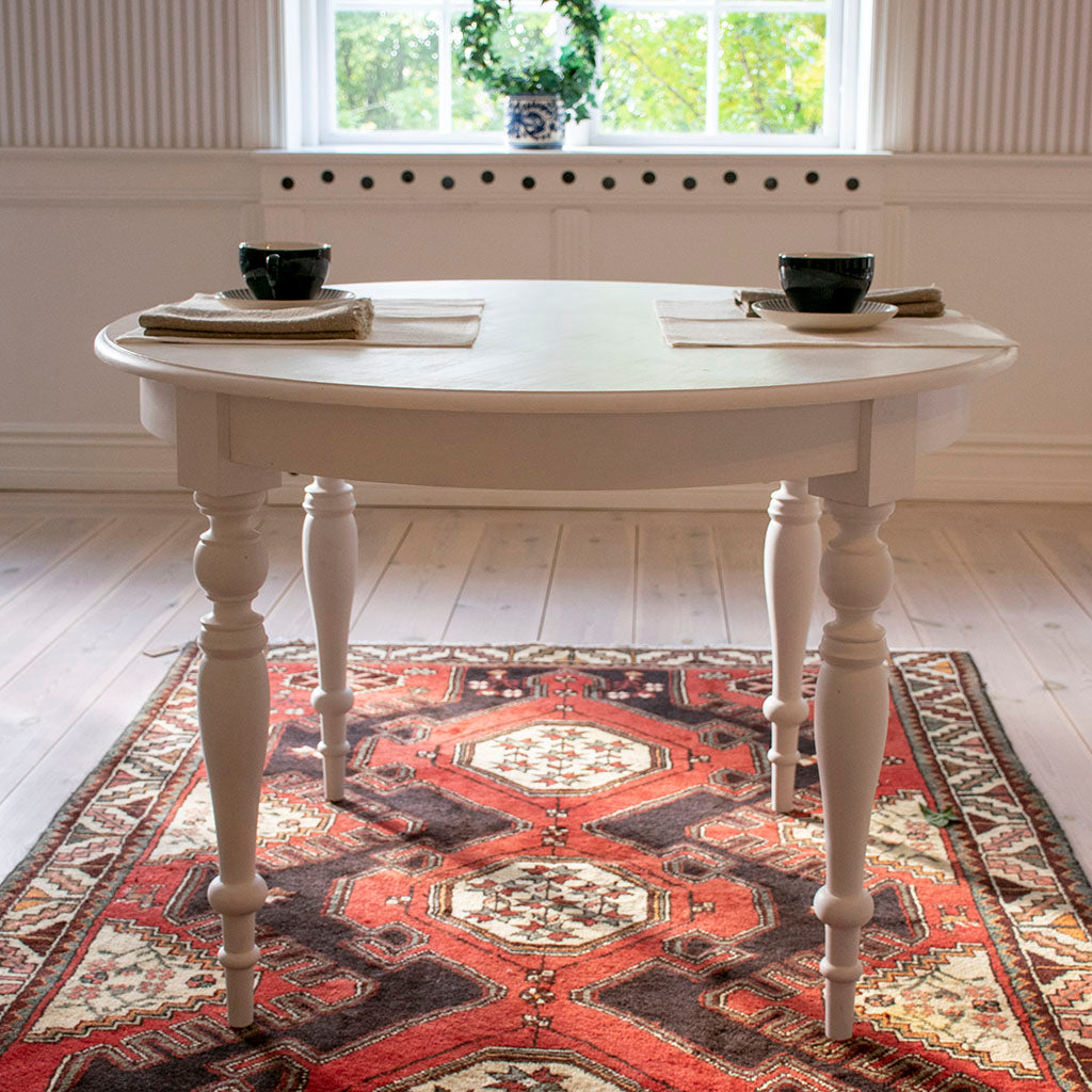 Stina runder Esstisch