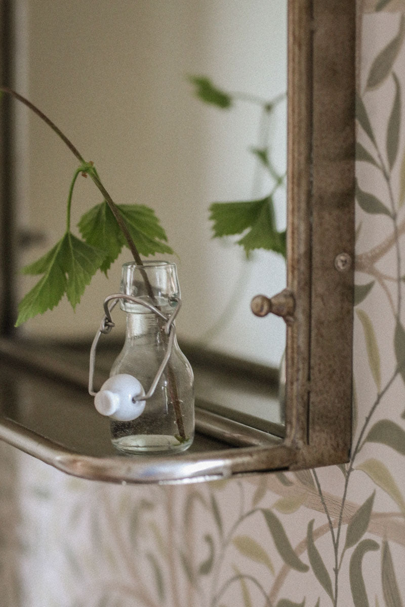 Badezimmerspiegel Karin mit Ablage, groß, antiksilberfarben