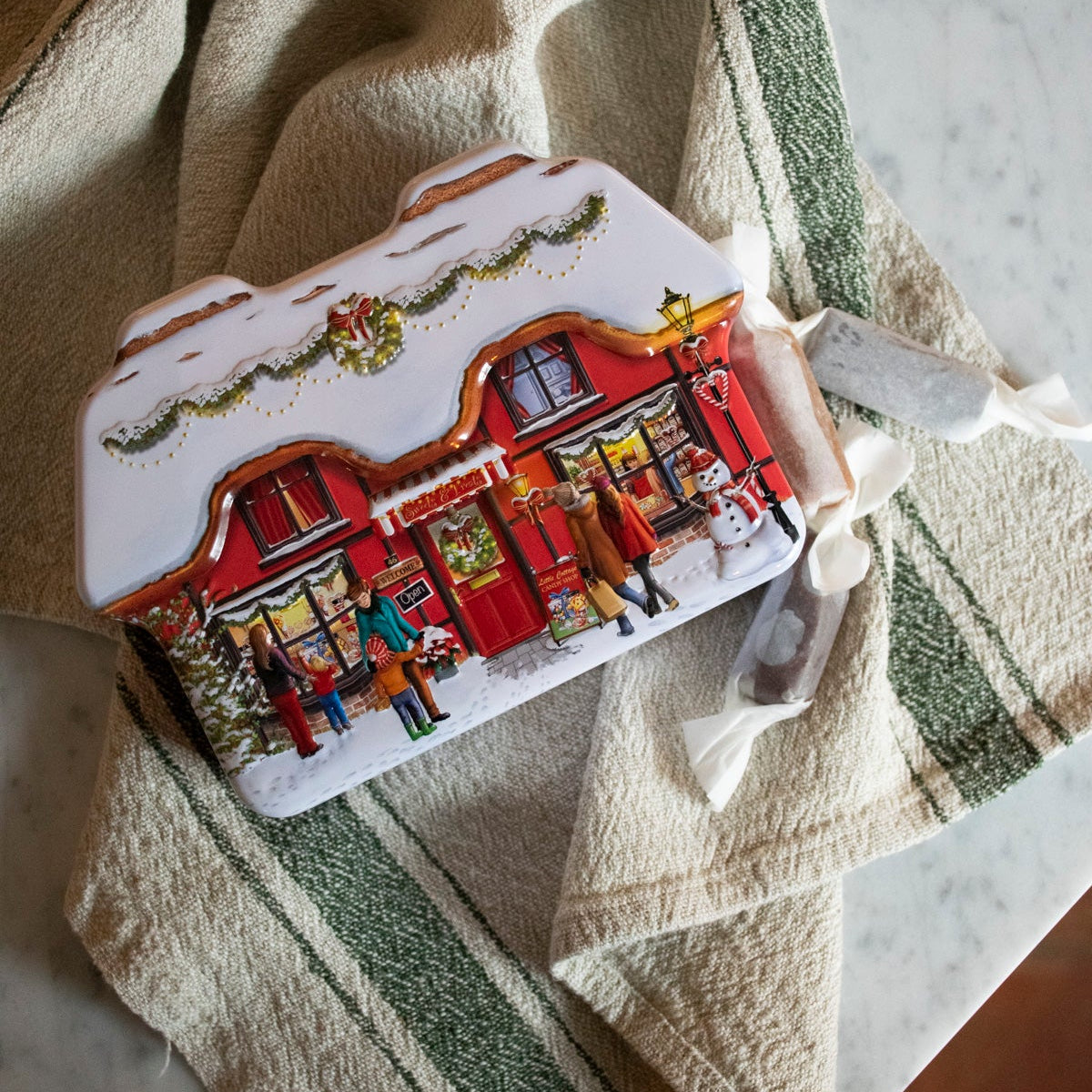 Plåtburk för julgodis - godisbutik